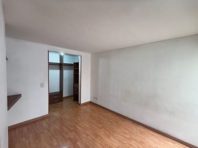 Apartamento de 3 alcobas en venta en Mazuren, Bogotá, 63 m² · foto 7 de 24