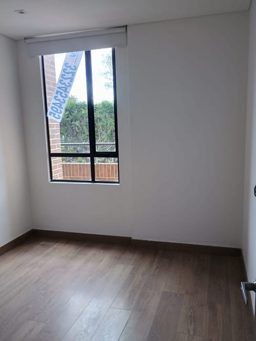 Apartamento de 3 alcobas en arriendo en Colina Campestre, Bogotá, 138 m² · foto 8 de 12