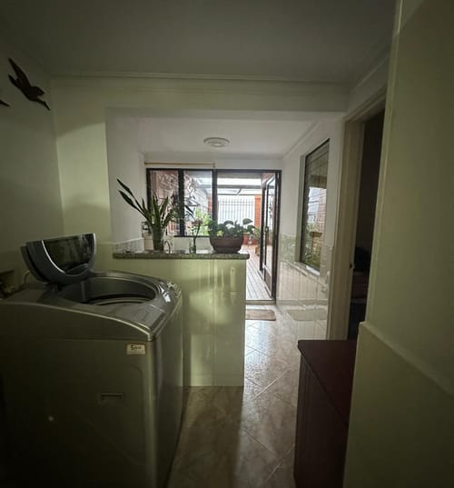 Apartamento de 3 alcobas en venta en Laureles, Medellín, 180 m² · foto 7 de 12