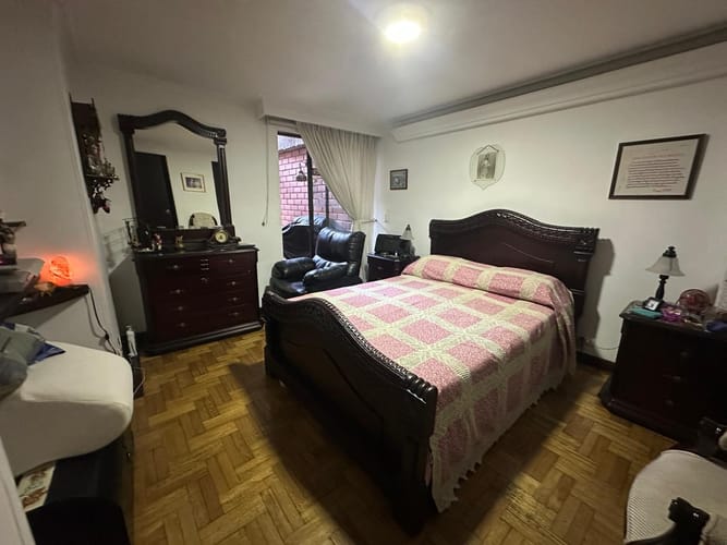 Apartamento de 3 alcobas en venta en Laureles, Medellín, 180 m² · foto 8 de 12