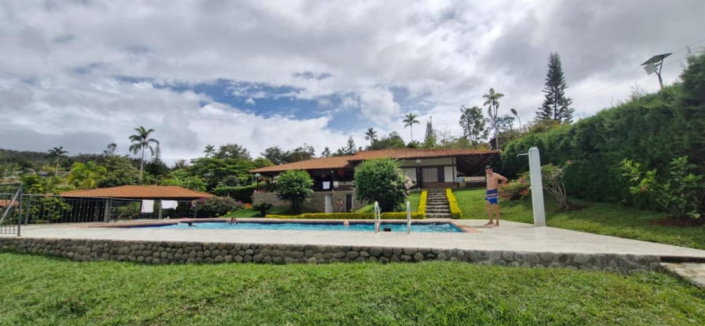 Finca en venta en El Carmen, Cali, 3000 m² · foto 2 de 6