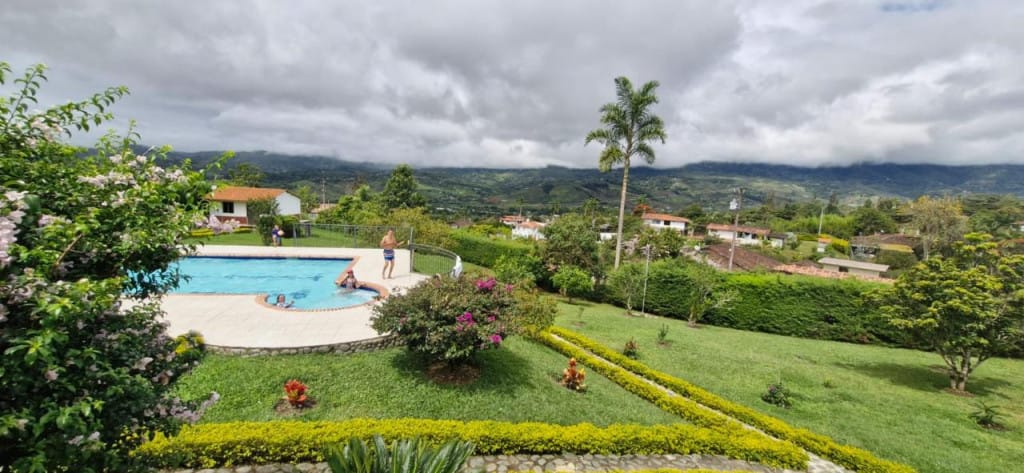 Finca en venta en El Carmen, Cali, 3000 m² · foto 3 de 6