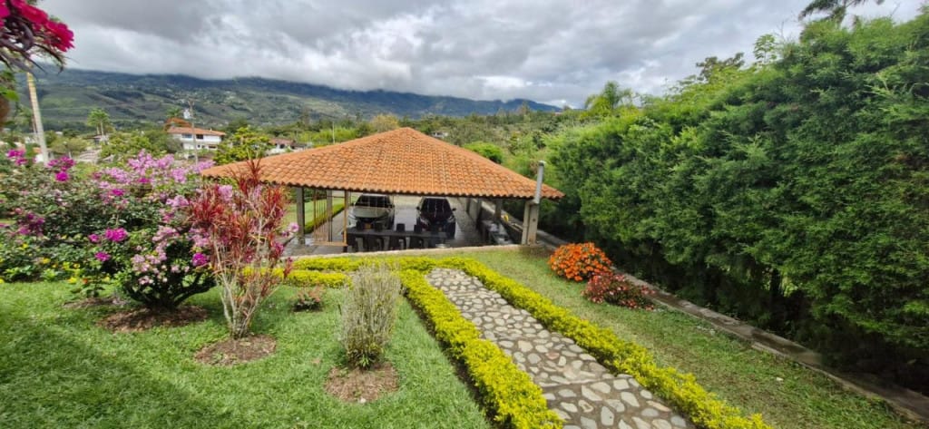 Finca en venta en El Carmen, Cali, 3000 m² · foto 6 de 6