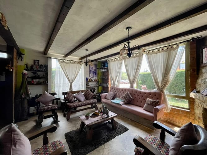Casa de 3 alcobas en venta en Vereda La Granja, Zipaquirá, 168 m² · foto 2 de 14