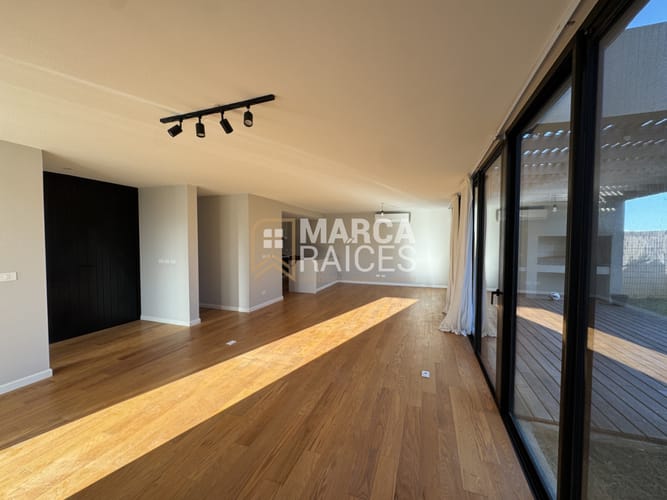 Alquiler Casa 3 Dormitorios 3 Baños Garage Parrillero Piscina Huertas de los Horneros Canelones · Foto 2