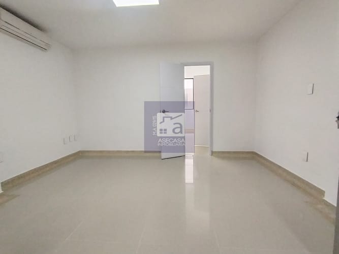 Consultorio en arriendo en Cabecera Del Llano, Bucaramanga, 40 m² · foto 2 de 5