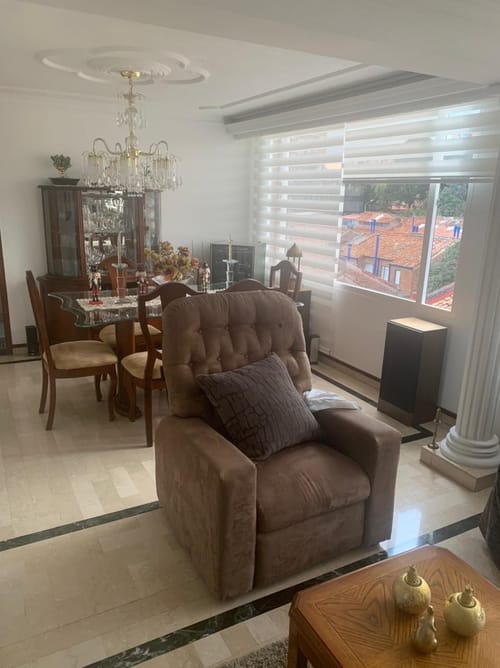 Apartamento de 5 alcobas en venta en Cedro Golf, Bogotá, 237 m² · foto 3 de 16
