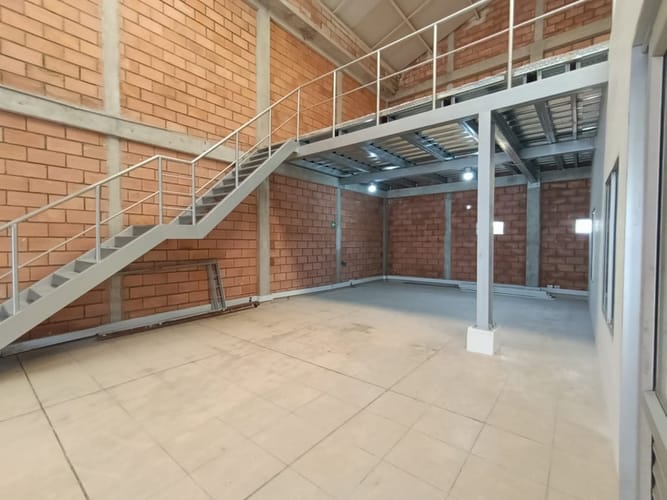 Bodega en arriendo en Los Pericos, Montería, 240 m² · foto 6 de 12