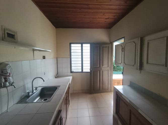 Casa de 8 alcobas en arriendo en Mocari, Montería, 750 m² · foto 11 de 12