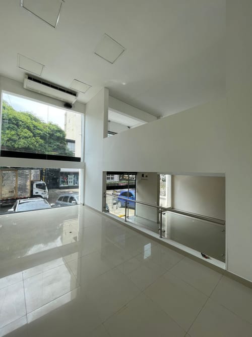 Local en arriendo en Santa Monica, Cali, 260 m² · foto 9 de 17