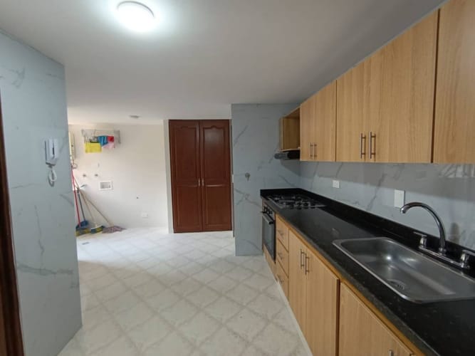 Apartamento de 3 alcobas en arriendo en Laureles, Medellín, 123 m² · foto 16 de 21
