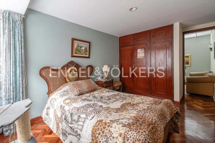 Casa de 4 alcobas en venta en El Batán, Bogotá, 264 m² · foto 12 de 20