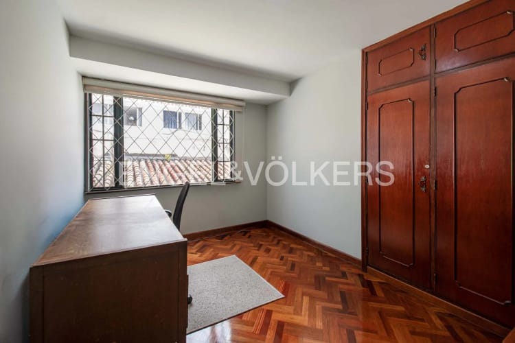 Casa de 4 alcobas en venta en El Batán, Bogotá, 264 m² · foto 9 de 20