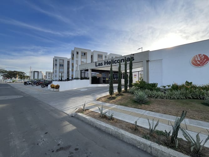 Apartamento de 2 alcobas en arriendo en Ciudad Pacífica, Cali, 60 m² · foto 2 de 24