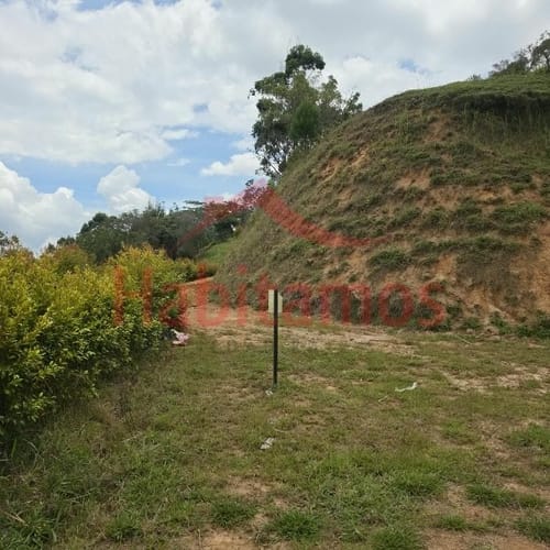 Lote en venta en Mampuesto, Rionegro, 4089 m² · foto 4 de 8