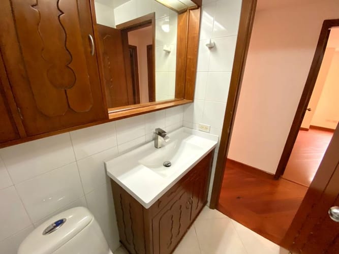 Apartamento de 1 alcoba en arriendo en Santa Barbara Central, Bogotá, 60 m² · foto 15 de 24