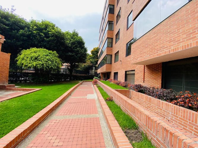 Apartamento de 1 alcoba en arriendo en Santa Barbara Central, Bogotá, 60 m² · foto 20 de 24