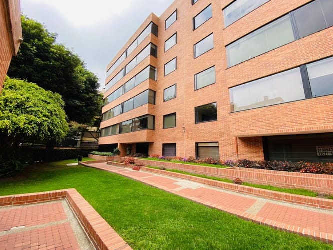 Apartamento de 1 alcoba en arriendo en Santa Barbara Central, Bogotá, 60 m² · foto 21 de 24
