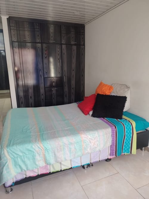 Casa de 5 alcobas en venta en Nueva Granada Bosa, Bogotá, 180 m² · foto 13 de 15