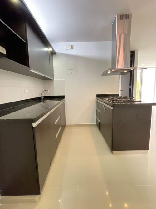 Apartamento de 4 alcobas en arriendo en Florida Nueva, Medellín, 110 m² · foto 2 de 24