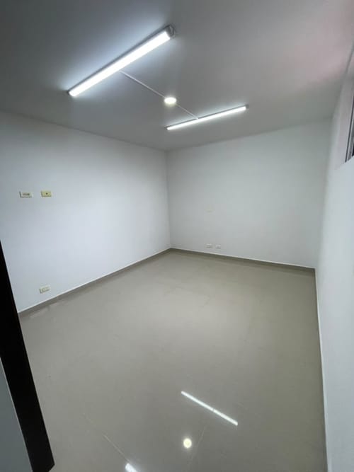 Apartamento de 4 alcobas en arriendo en Florida Nueva, Medellín, 110 m² · foto 17 de 24
