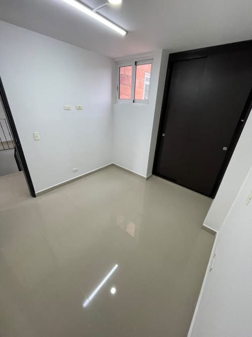 Apartamento de 4 alcobas en arriendo en Florida Nueva, Medellín, 110 m² · foto 20 de 24