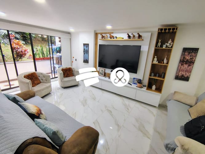 Apartamento de 3 alcobas en venta en El Poblado, Medellín · foto 4 de 18