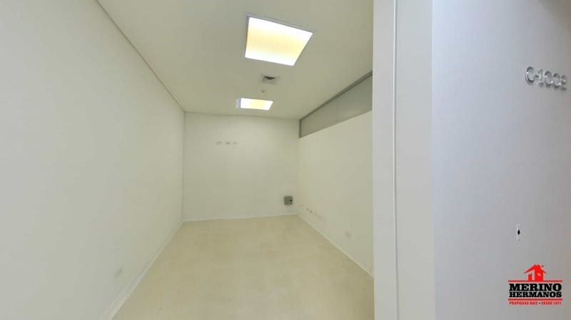 Consultorio en arriendo en Sabaneta Real, Envigado, 33 m² · foto 2 de 21