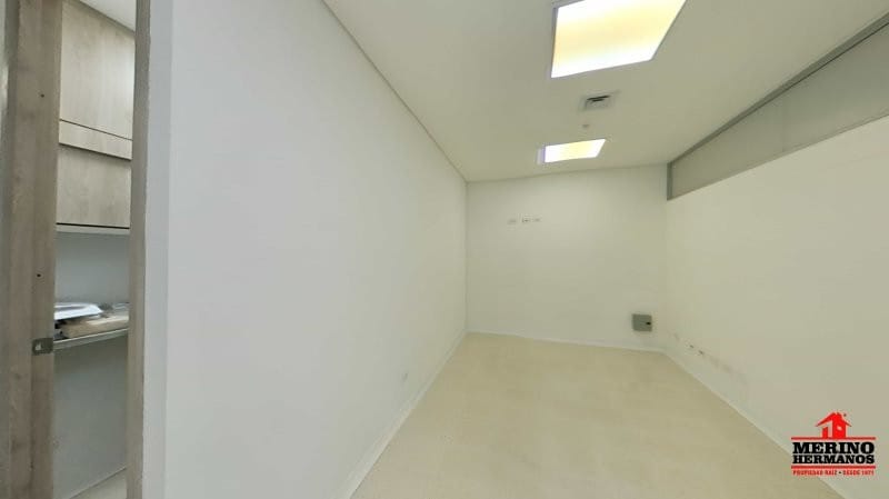 Consultorio en arriendo en Sabaneta Real, Envigado, 33 m² · foto 3 de 21