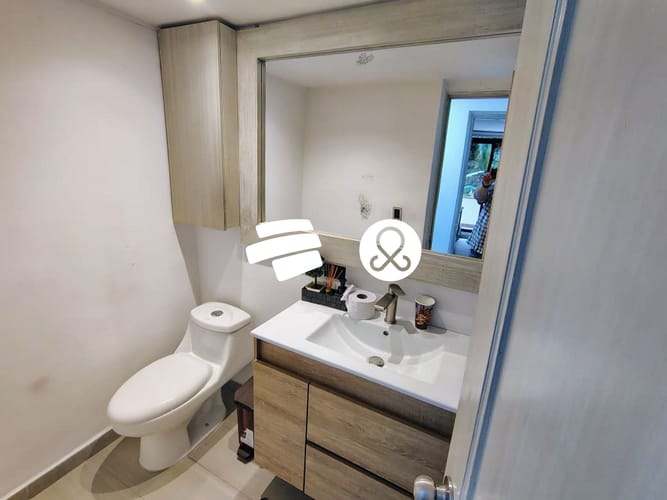 Apartamento de 3 alcobas en venta en El Poblado, Medellín · foto 8 de 18