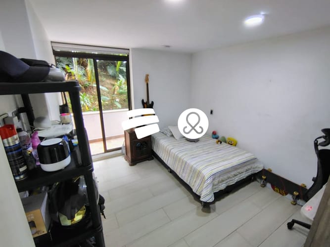 Apartamento de 3 alcobas en venta en El Poblado, Medellín · foto 9 de 18