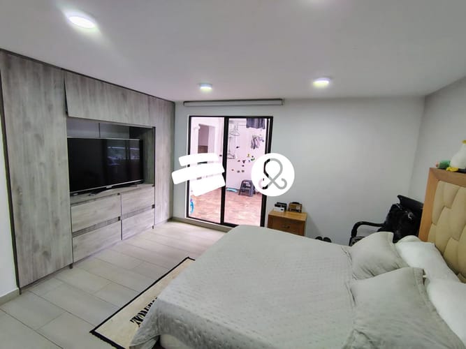 Apartamento de 3 alcobas en venta en El Poblado, Medellín · foto 12 de 18