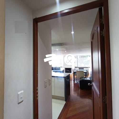 Apartamento de 2 alcobas en venta en Colina Campestre, Bogotá, 76 m² · foto 4 de 24