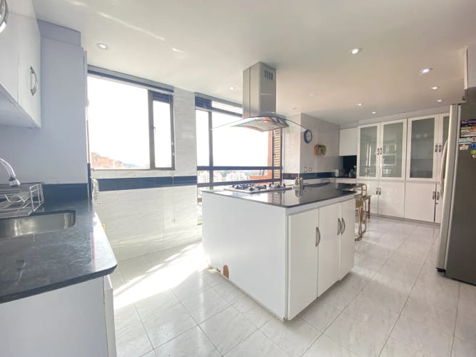 Apartamento de 3 alcobas en arriendo en Provenza, Bogotá, 142 m² · foto 6 de 21