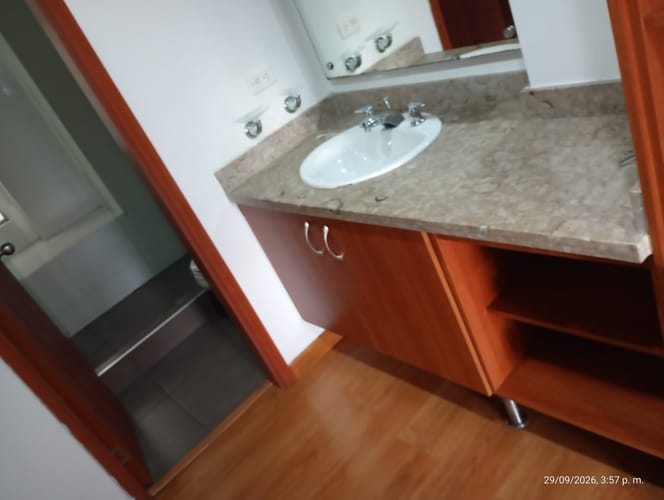 Apartamento de 3 alcobas en arriendo en Andes Norte, Bogotá, 99 m² · foto 7 de 21