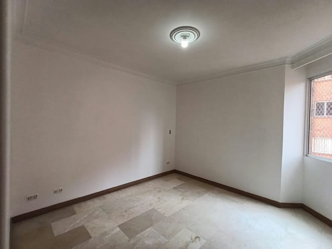 Apartamento de 3 alcobas en arriendo en Laureles, Medellín, 140 m² · foto 14 de 20