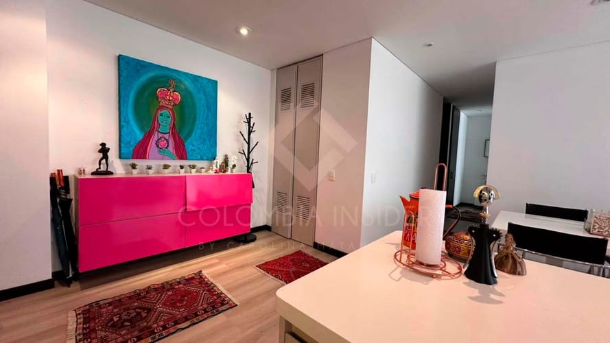 Apartamento de 2 alcobas en arriendo en El Virrey, Bogotá, 98 m² · foto 2 de 12
