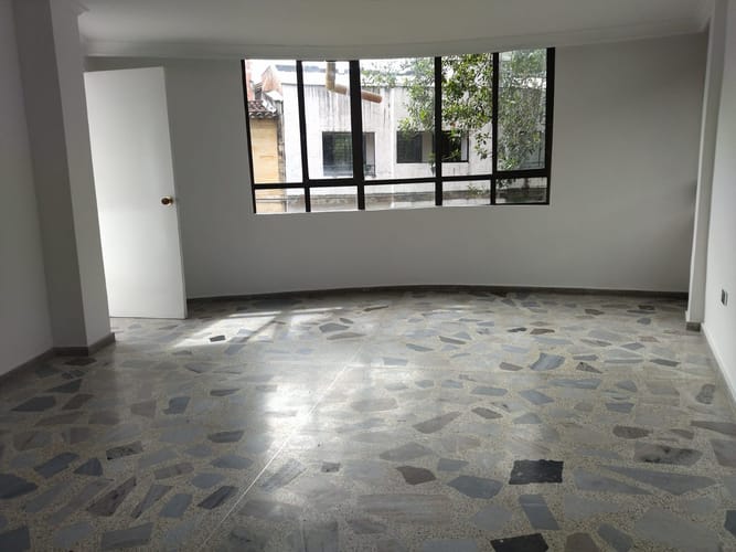 Apartamento de 3 alcobas en arriendo en Belén, Medellín, 107 m² · foto 5 de 10