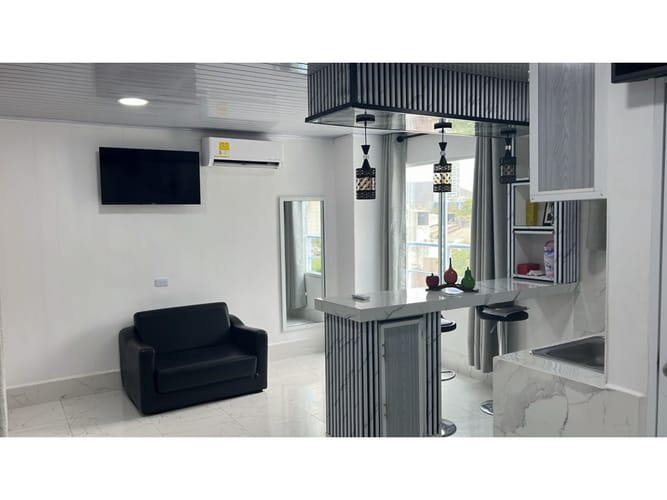 Edificio en venta en Rodadero, Santa Marta, 1500 m² · foto 2 de 21