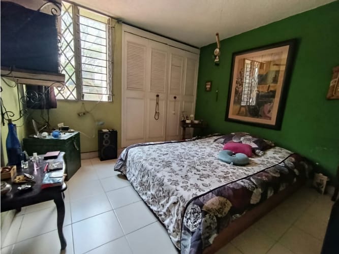Apartamento de 2 alcobas en venta en Los Colores, Medellín, 85 m² · foto 9 de 24