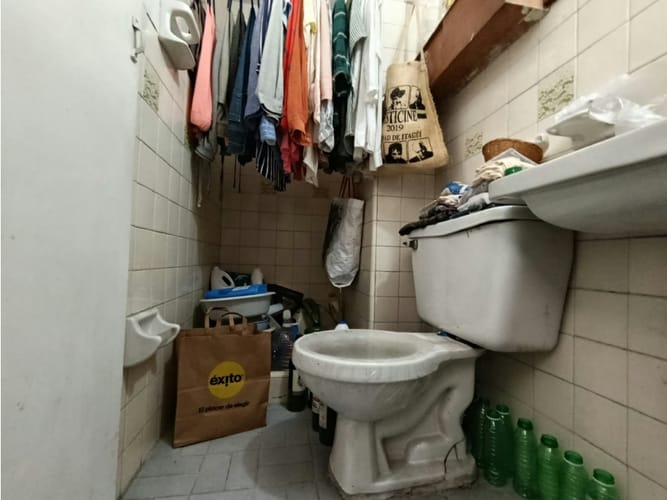 Apartamento de 2 alcobas en venta en Los Colores, Medellín, 85 m² · foto 17 de 24