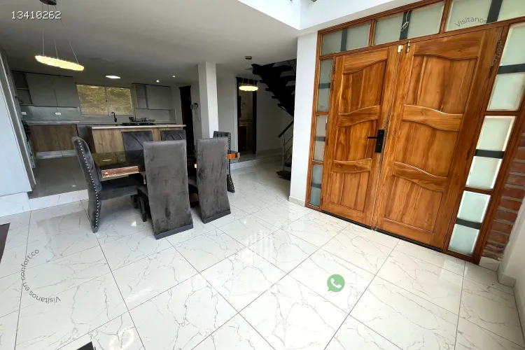 Casa de 4 alcobas en venta en Carrizales, Envigado, 550 m² · foto 3 de 24