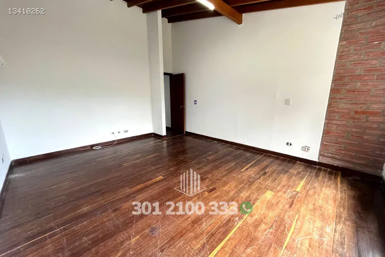 Casa de 4 alcobas en venta en Carrizales, Envigado, 550 m² · foto 19 de 24