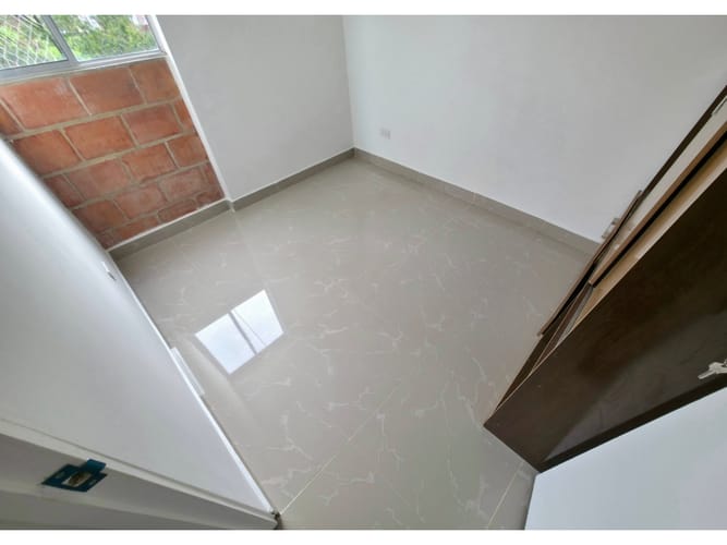 Apartamento de 2 alcobas en arriendo en Boston, Medellín, 50 m² · foto 8 de 14