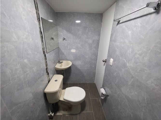 Apartamento de 2 alcobas en arriendo en Boston, Medellín, 50 m² · foto 13 de 14