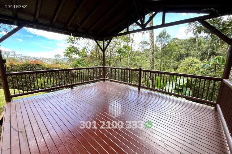 Casa de 4 alcobas en arriendo en Carrizales, Envigado, 550 m² · foto 9 de 24