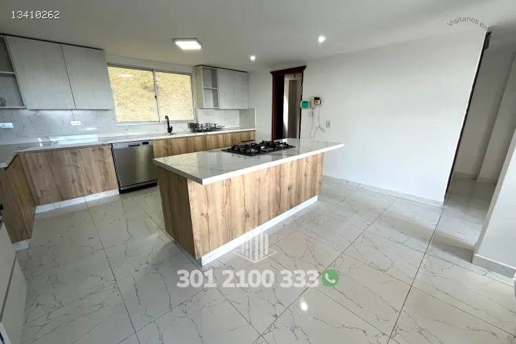 Casa de 4 alcobas en arriendo en Carrizales, Envigado, 550 m² · foto 10 de 24