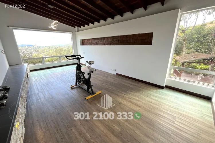Casa de 4 alcobas en arriendo en Carrizales, Envigado, 550 m² · foto 21 de 24
