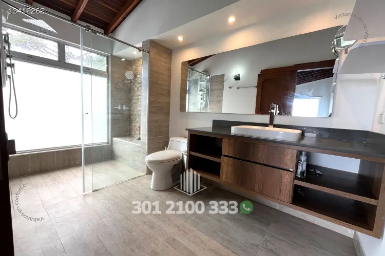 Casa de 4 alcobas en arriendo en Carrizales, Envigado, 550 m² · foto 24 de 24