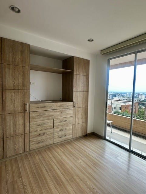 Apartamento de 2 alcobas en venta en Santa Isabel, Cali, 78 m² · foto 6 de 13